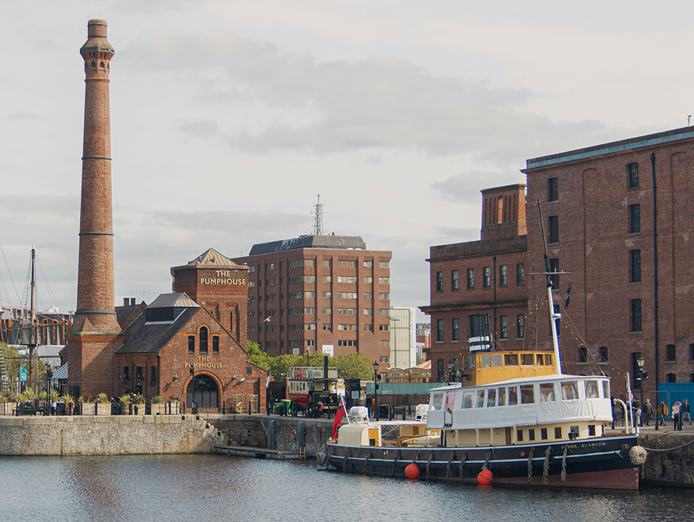 same day courier liverpool